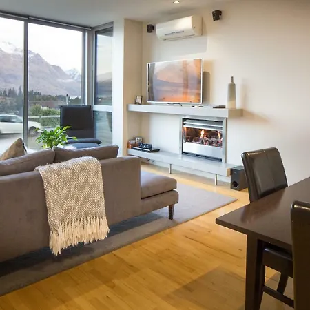 Hello Qt Pounamu Queenstown Exterior photo