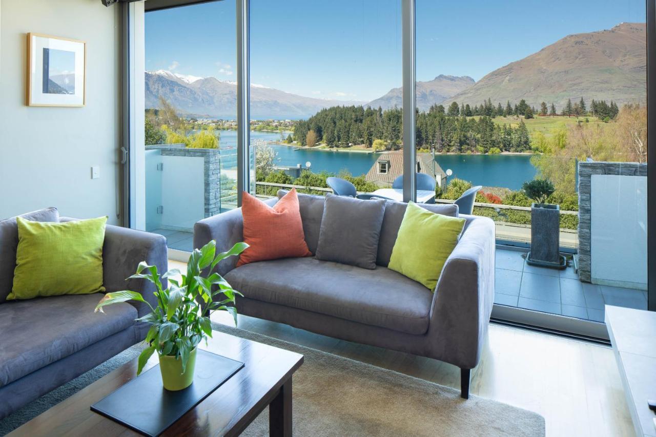 Hello Qt Pounamu Queenstown