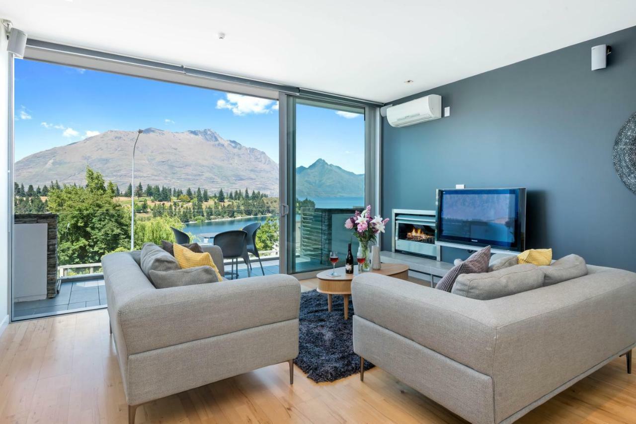 Hello Qt Pounamu Apartment