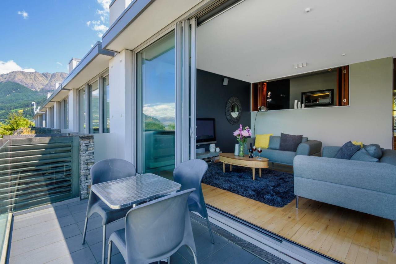 Hello Qt Pounamu Apartment Queenstown