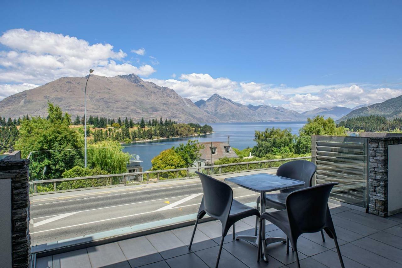 Hello Qt Pounamu Apartment Queenstown
